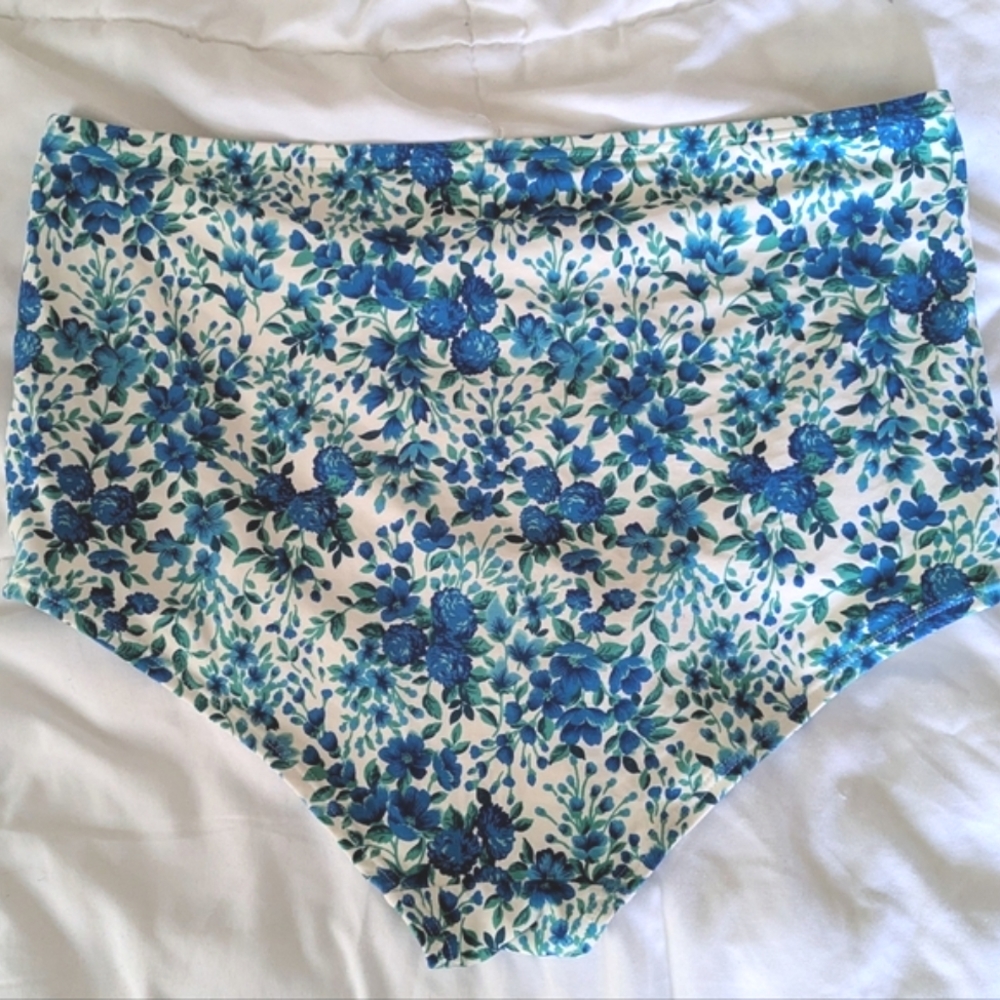 J Crew Mayapple Blue Cottage Floral Bikini Swim Bottom - Picture 4 of 7